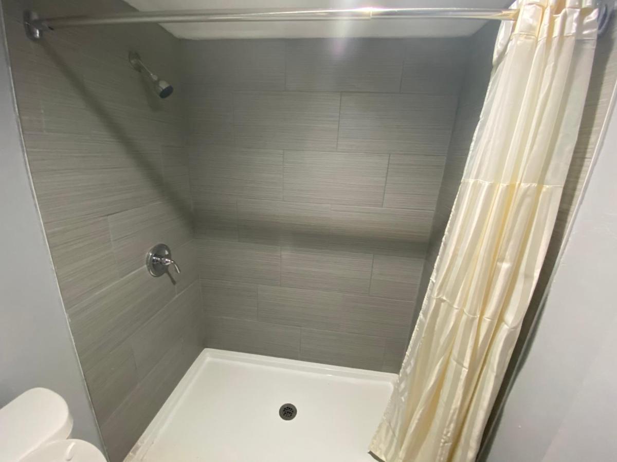 Americas Best Value Inn - ゲインズビル エクステリア 写真