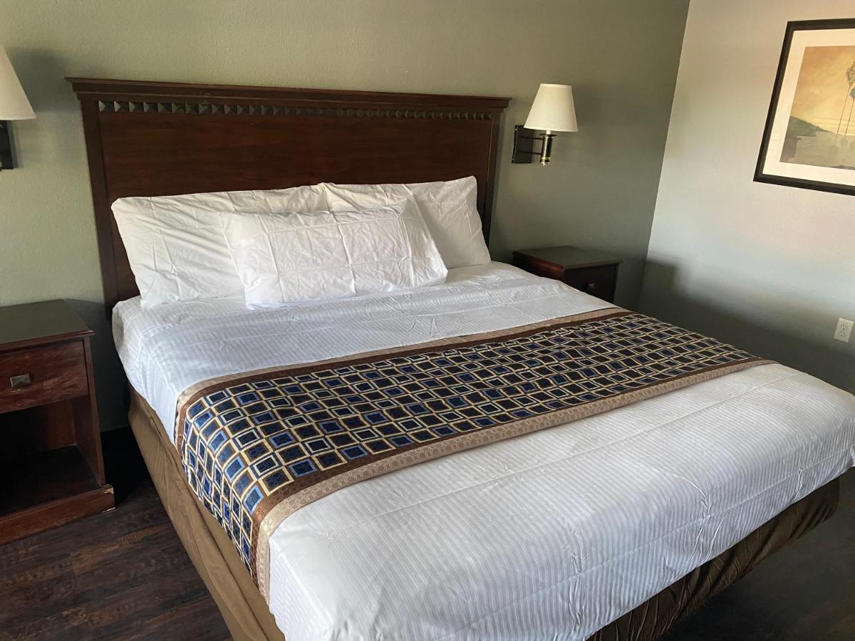 Americas Best Value Inn - ゲインズビル エクステリア 写真