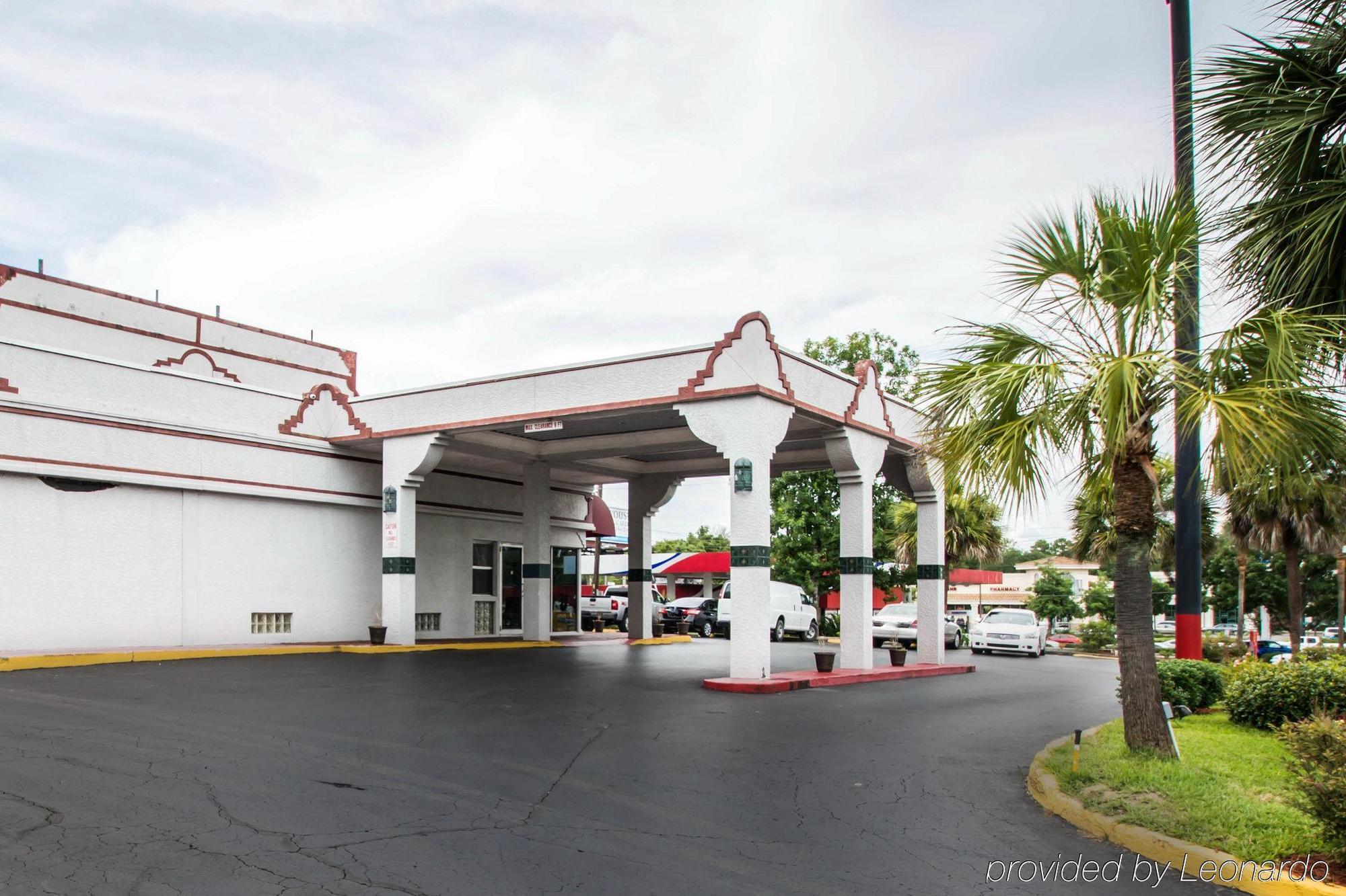 Americas Best Value Inn - ゲインズビル エクステリア 写真