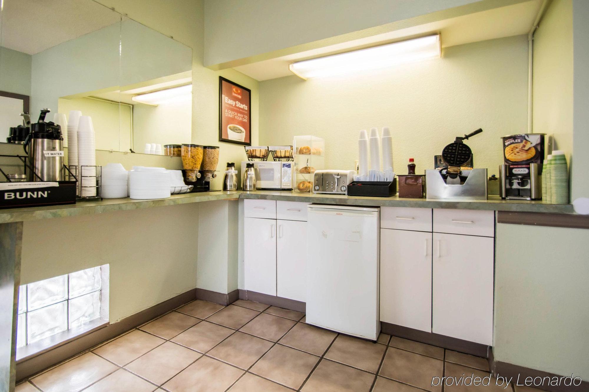 Americas Best Value Inn - ゲインズビル エクステリア 写真